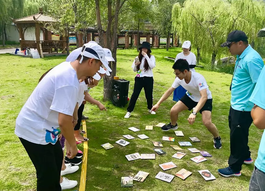 奧鵬教育青島歡樂夏日-你我攜手行學(xué)員活動~