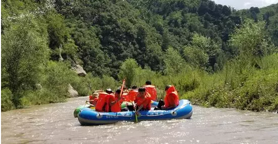 走進(jìn)太行山，親水愛自然